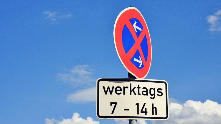 german traffic sign parking restriction 