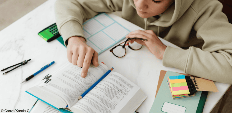 Bildung: Wie Anwälte helfen, ein Menschenrecht einzufordern