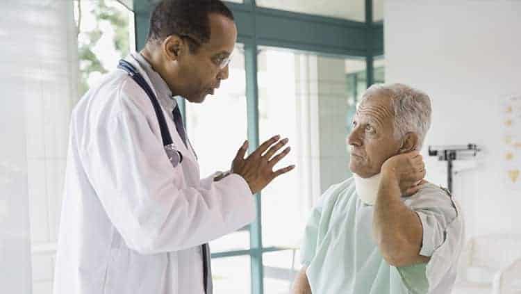 Krankenhaus: Wer trägt die Kosten für einen Gebärdensprachdolmetscher?