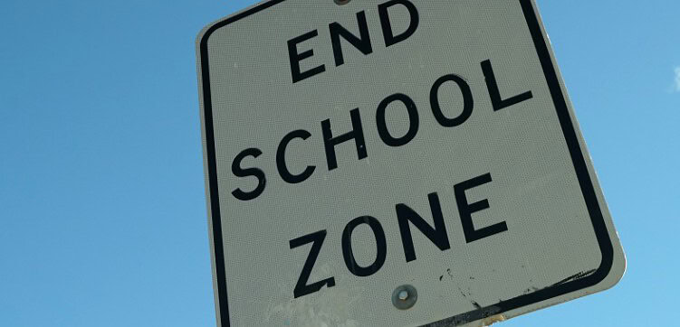 Ende der Schulenzone: Wie lang darf eine Suspendierung sein?