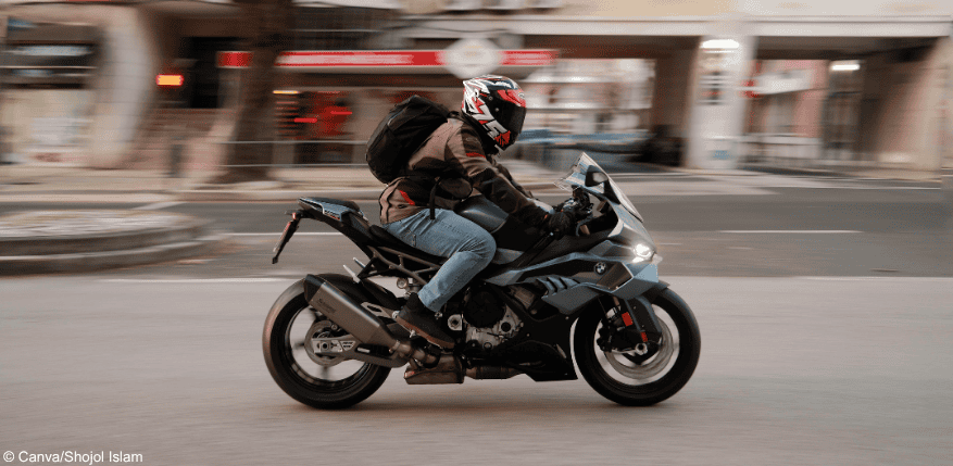 Cannabis am Steuer: Auch beim Motorradfahren nicht in Ordnung.