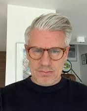 Oliver Luesgens, LL.M.