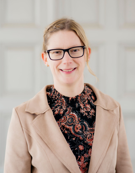 Bettina Sievers
