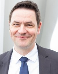 Dr. Thomas Utzerath