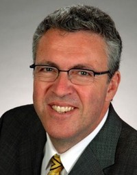 Dr. Knut Schnabel