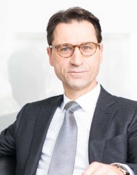 Dr. Jörg Luxem