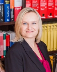Manuela Hanke