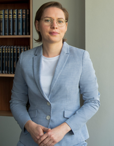 Dr. Elfi Lüdecke