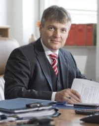 Dr. Matthias Maack