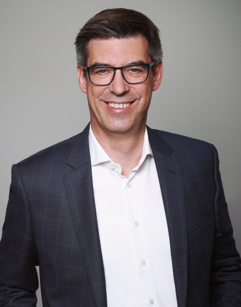 Dr. Steffen Leicht