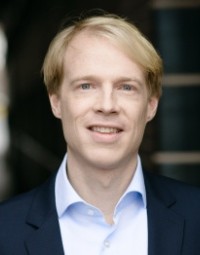 Dr. Jonas Pape
