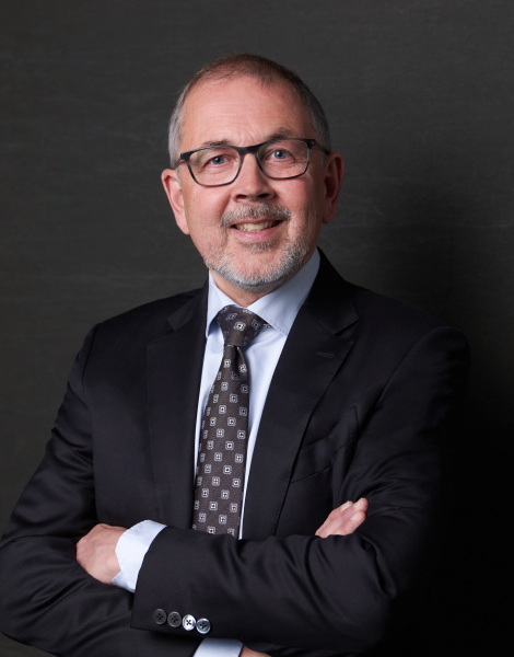 Dr. Diethelm Baumann
