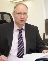 Wolfgang J. Paul