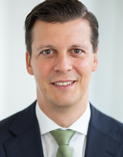 Dr. Christian Triebe