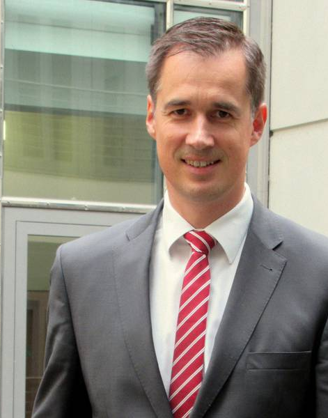 Dipl.-iur. Jörg Schwede
