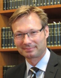 Dr. Markus Knoll