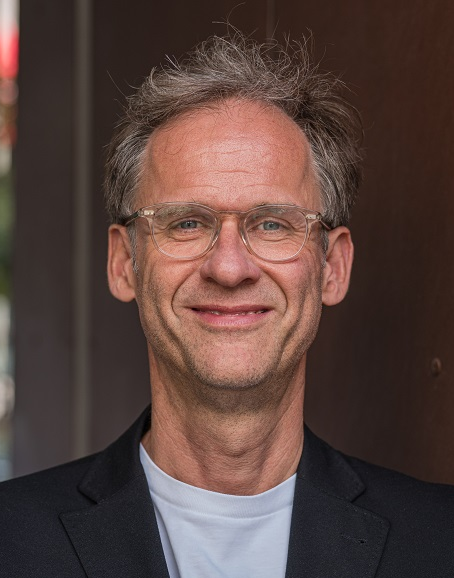 Dr. Alexander Mittmann, LL.M. (London), D.E.A. (Paris)