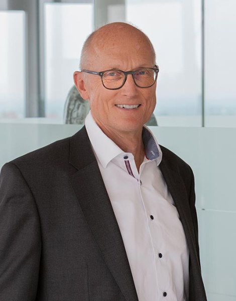 Dr. Jörg König