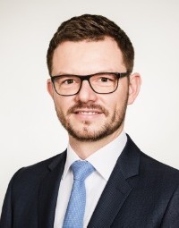 Dr. Carlo Thiel