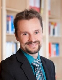 Dr. Alexander Lang