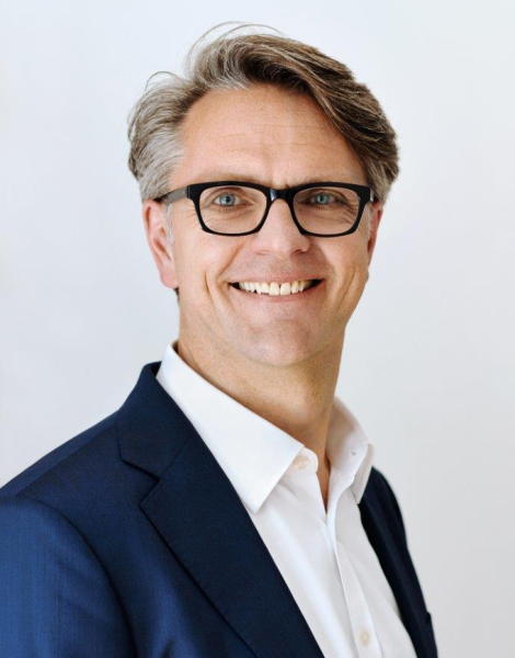 Dr. Thomas Hieber