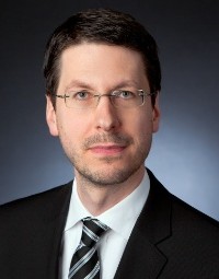 Dr. Henning Kahlert, LL.M.
