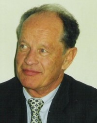 Dr. Christian Burchardt