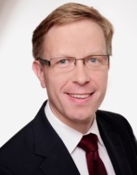 Dr. Michael Engesser
