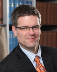 Dr. Michael Schneider