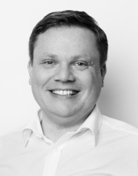 Dr. Artur Kühnel