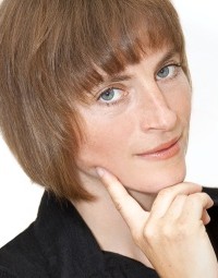 Simone Hiesgen, Maître en Droit (Paris X), Master of Laws