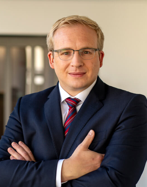 Dr. Christian Vahl