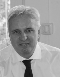 Dr. Andreas Schubert