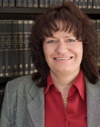 Petra Hiller