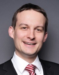 Dr. Oliver Jenal
