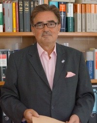 Dr. Wolfgang Dr. Fischer
