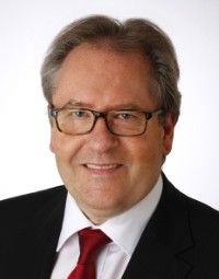 Dr. Alfred Braun