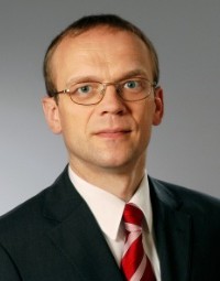 Dr. Norbert Reuber