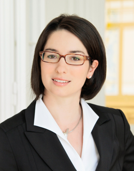 Dr. Nora Michtner