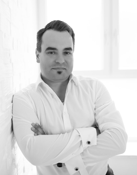 Tomas Krause