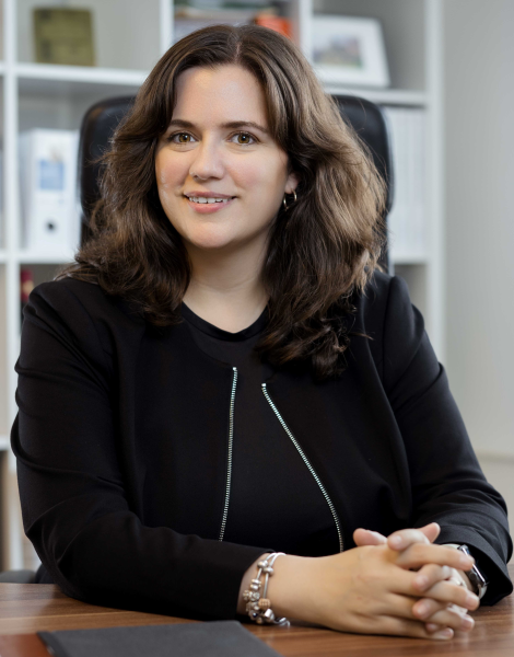 Laura Elaine Hoffmann