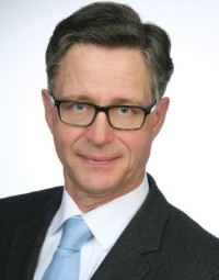 Dr. Manfred Sohn