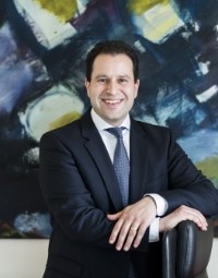 Dr. Martin Uhl