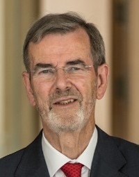 Dr. Heinrich Siemens