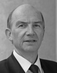 Dr. iur. Thomas Fausten