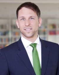 Dr. Marcel Leeser