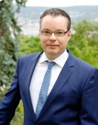 Dr. Timo Alte