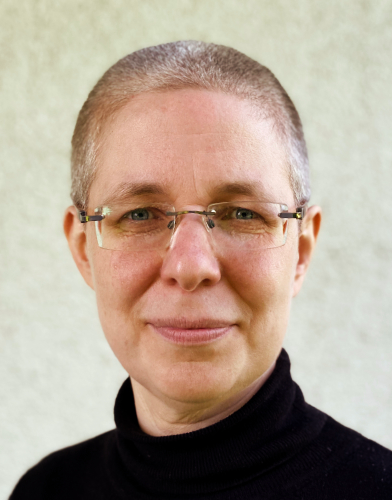 Karola Niedrig