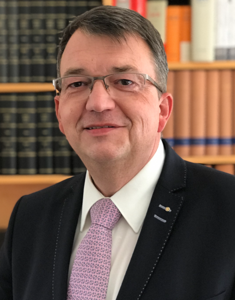 Dr. Thomas Scherer