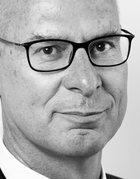 Dr. Thomas Dehlfing